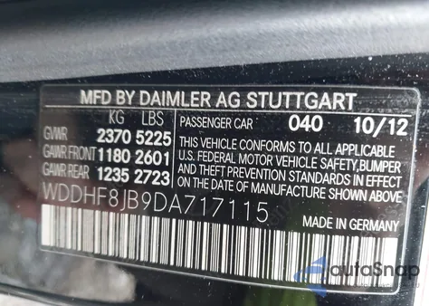 2013 Mercedes-Benz E 350 4Matic z USA, uszkodzony, nr VIN WDDHF8JB9DA717115